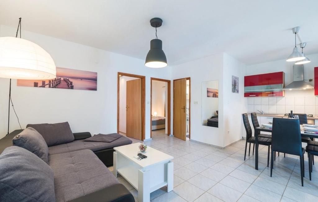 Holiday Home Lucija Sveti Filip i Jakov Extérieur photo