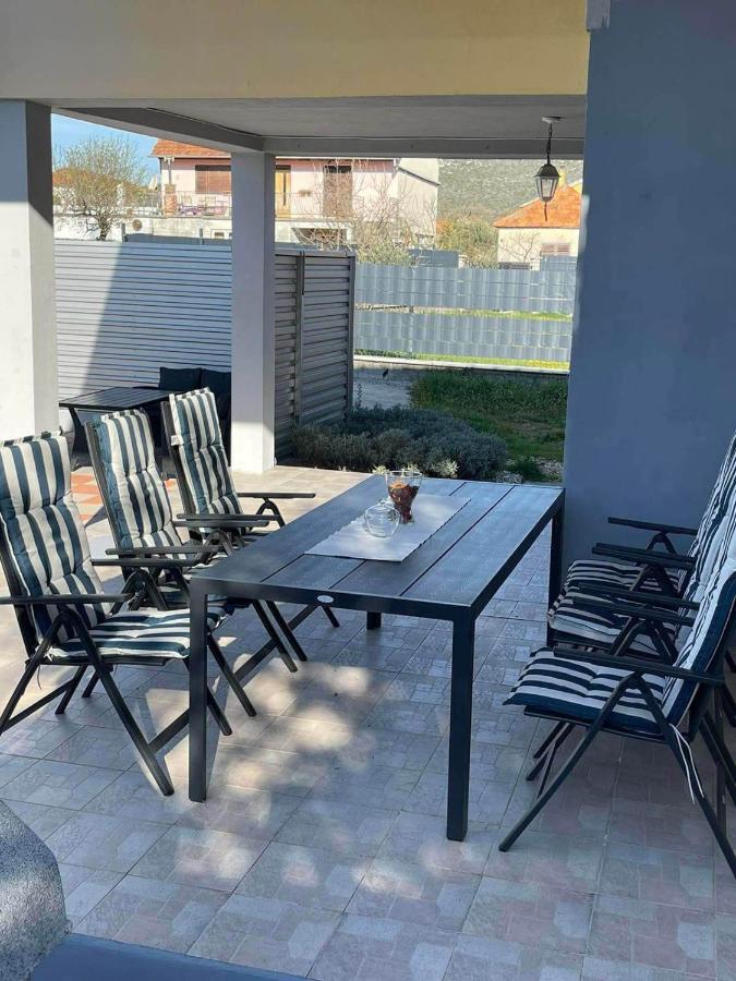 Holiday Home Lucija Sveti Filip i Jakov Extérieur photo
